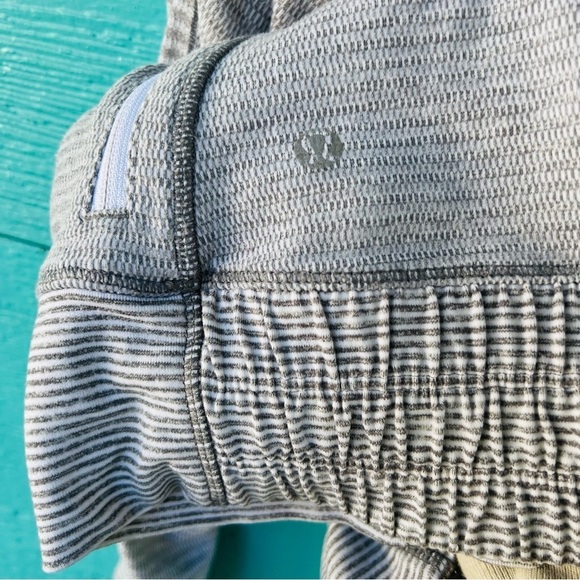 Lululemon Think Fast Hoodie Mini Check Pique White Heathered Slate SIZE 6 - Picture 6 of 8